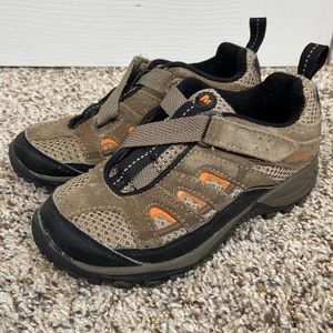Merrell outdoor hiking shoes, kids 11.5